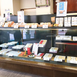 白松がモナカ本舗 - お店