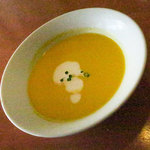 エルミタージュ - 「ランチコース」（2,300円）・スープ