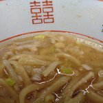 ラーメン二郎 - いつもより脂層多い