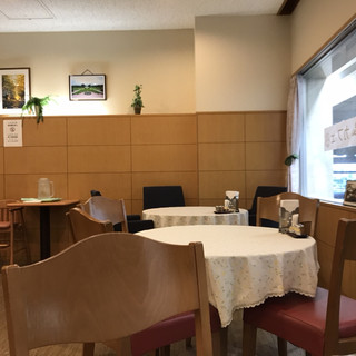 レストラン&カフェ ポール ライト_2