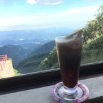 赤城山頂駅記念館サントリービア･バーベキューホール - コーヒーフロート2