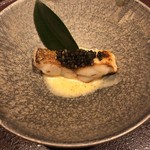 馳走 啐啄一十  - 福岡 糸島 甘鯛 5日寝かせ炭火焼  ベーコンと豆乳ソース ギャビアを乗せて
      この甘鯛！寝かせ具合が素晴らしい！そしてこのソース！ウマッ！