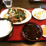 光彩 - 料理写真:レバー炒め定食 ¥750-