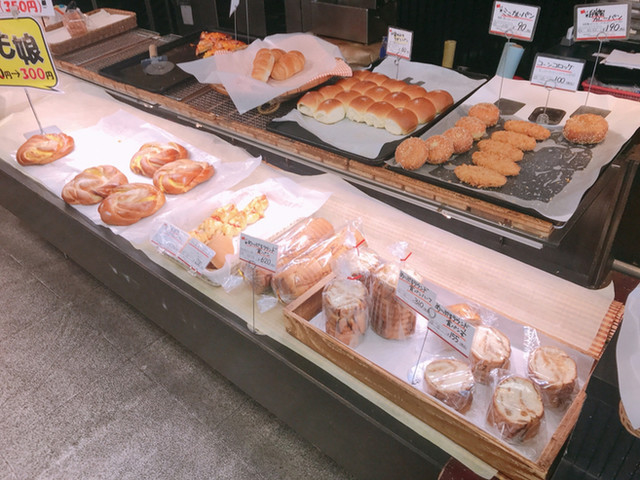松石パン 本店 新町 パン 食べログ