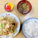 Eiyasu - 野菜炒めライス
      （野菜炒め400円／ライス200円）