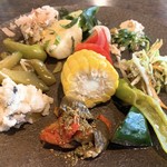 Kujiragumo - ランチセットの野菜料理アップ