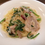 PASTAVOLA - 本日パスタ：煮豚とクレソンのパスタ（オイルベース）