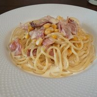 ヴィア トスカネッラ - スパゲッティ：ベーコンとトウモロコシのチーズクリームソース（2019.8）