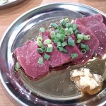 元祖台湾もつ鍋 仁 - ハツ刺しも美味しい