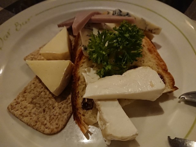 Bar Bar Bar バーバーバー 日本大通り 洋食 欧風料理 その他 食べログ Bar Bar Bar バーバーバー 日本大通り 洋食 欧風料理 その他 食べログ