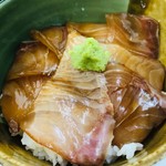 味処 海の桜勘 - カンパチ漬け丼