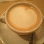 イタリア料理 フィオレンツァ - ランチセットで選べるカプチーノ。ハート型がかわいい。