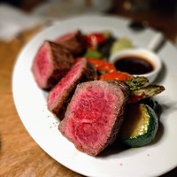 カルネジーオ イースト - 