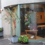 ルコック - 夏の宵はまだ明るい。