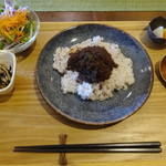 黒糖茶房 - 黒糖ドライキーマカレー