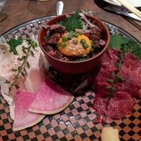 肉匠 とろにく 恵比寿店 - 肉刺し三点盛り
