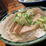 中華蕎麦 春馬 - チャーシュー丼