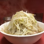 ラーメン二郎 - ラーメン少なめ650円ニンニクヌキヤサイマシでありますッ！！