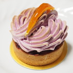 パティスリー・パリセヴェイユ - タルト　オ　ルバーブ