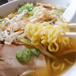 ラーメン水木 - 鶏だし塩ラーメンの麺