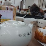 Lin Heung Tea House - プーアール茶とともに