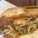 フレッシュネスバーガー - 宇都宮野菜餃子バーガー（断面）