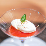 ARMONICO - 完熟トマトのジュレとモッツァレラチーズのムース