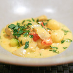 ARMONICO - 干し鱈のニョッキ　ハマグリのサフランソース