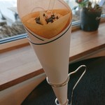 ノースヴィレッジ - 生クリームクレープ (チョコとバナナトッピング)。