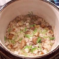 赤坂 菊乃井 - 地鶏と栗の御飯　三つ葉