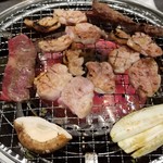 焼肉はなび - 