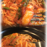 pasta家 - ぷりぷりのアスパラと海老   麺リフト