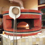 グラナダ・パンチェッタ 尼崎北店 - 重さ３トンのピザ薪窯