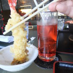 鬼はそと福はうち - 大海老天とドリンクのグラス、海老天の勝ち　【　２０１２年１月　】12