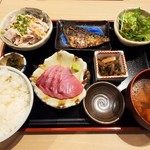 Akasaka Aun - 黒豚冷しゃぶとサバ炭火焼き　天然ブリ刺身付き