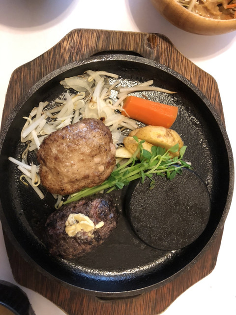 炭焼き溶岩ハンバーグ 牛匠 佐賀 ハンバーグ 食べログ