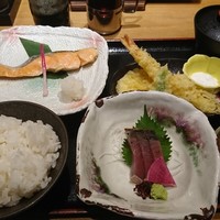 くし路 KITTE丸の内店 - 