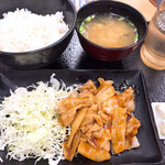 Yoshinoya - 豚生姜焼き定食
