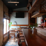 川沿いの台所 やすざみや