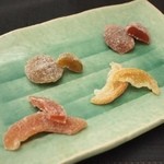 Fuudo Ka Tourin Dou - 左から、花梨、無花果、檸檬、杏子。
