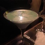 NEO SHOT BAR　深海の洞窟 - グラスホッパー？？？隣席のおじ様がオーダーした気がします