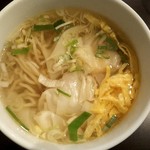 Taiwan Ryouri Riaru Taipei - エビワンタン麺（ハーフ）