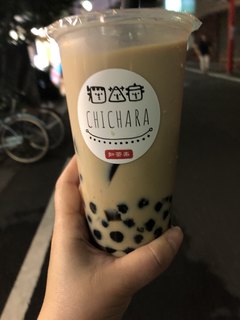 Chichara - 鮮草ゼリー入、タピオカミルクティー！