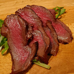 料理うまいBAR COCOCORO - 蝦夷鹿肉のロースト