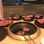 焼肉問屋 牛蔵 - 