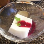 玄海鮨 - デザート  杏仁豆腐 も