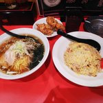 四川料理　長楽 - ラーメンセット＋唐揚