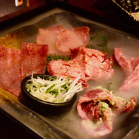 肉匠 牛虎 西中島店 - 