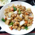 餃子太郎 - 鶏肉醤油炒め
