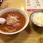 ラーメン まるいし - みそとライスの大
